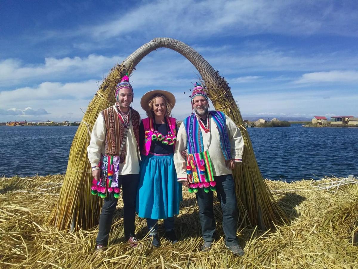 Los Uros Puno Exterior foto